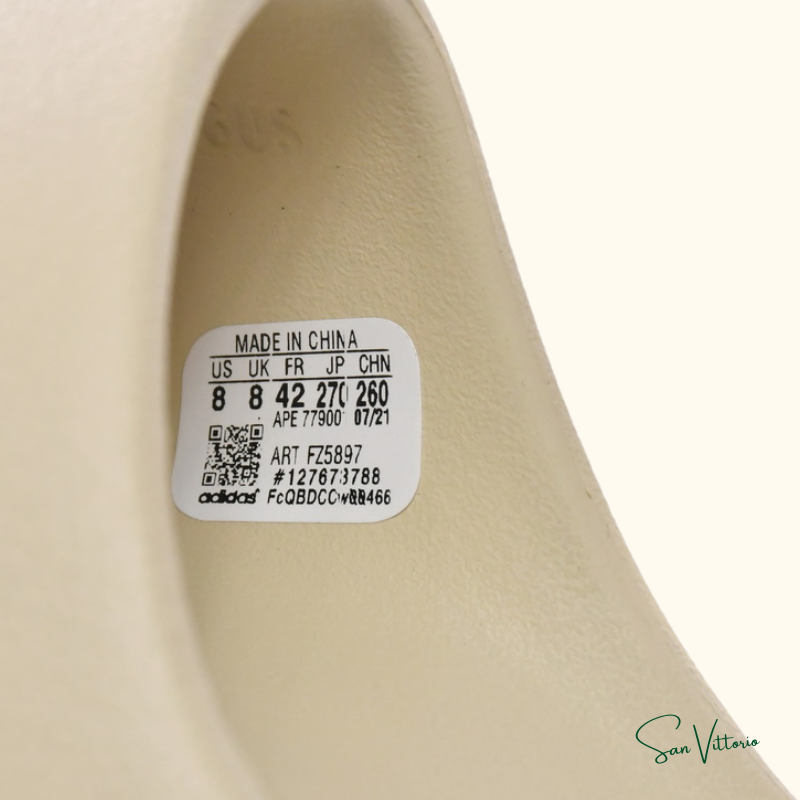 Sandália Yeezy Slide "Bone"