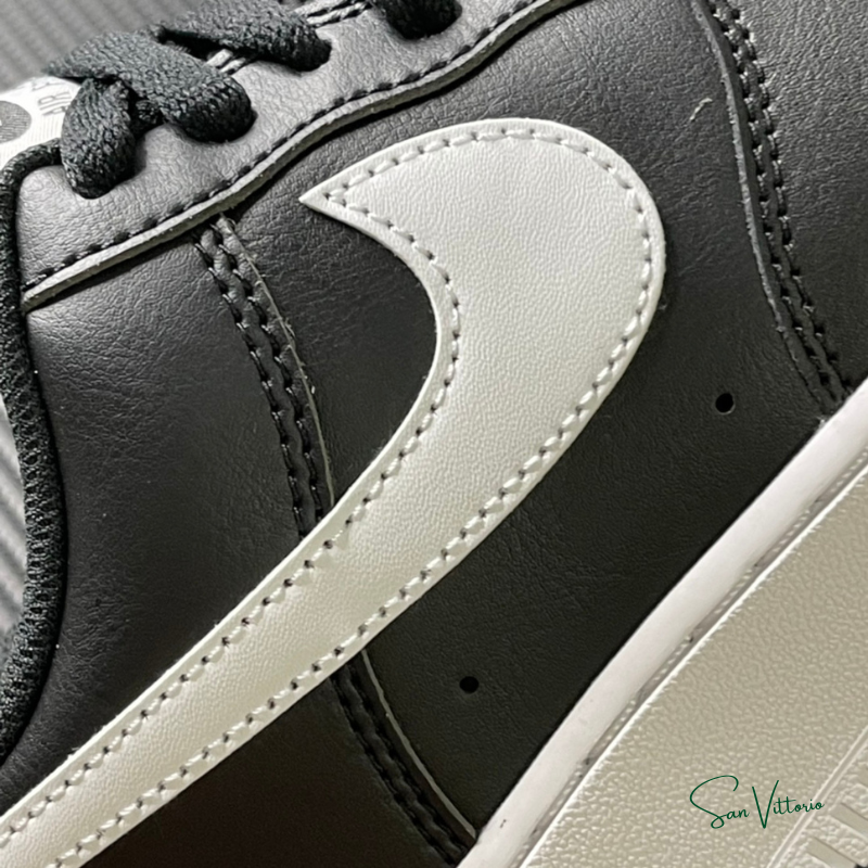 Tênis Black/White Air Force 1 Nike