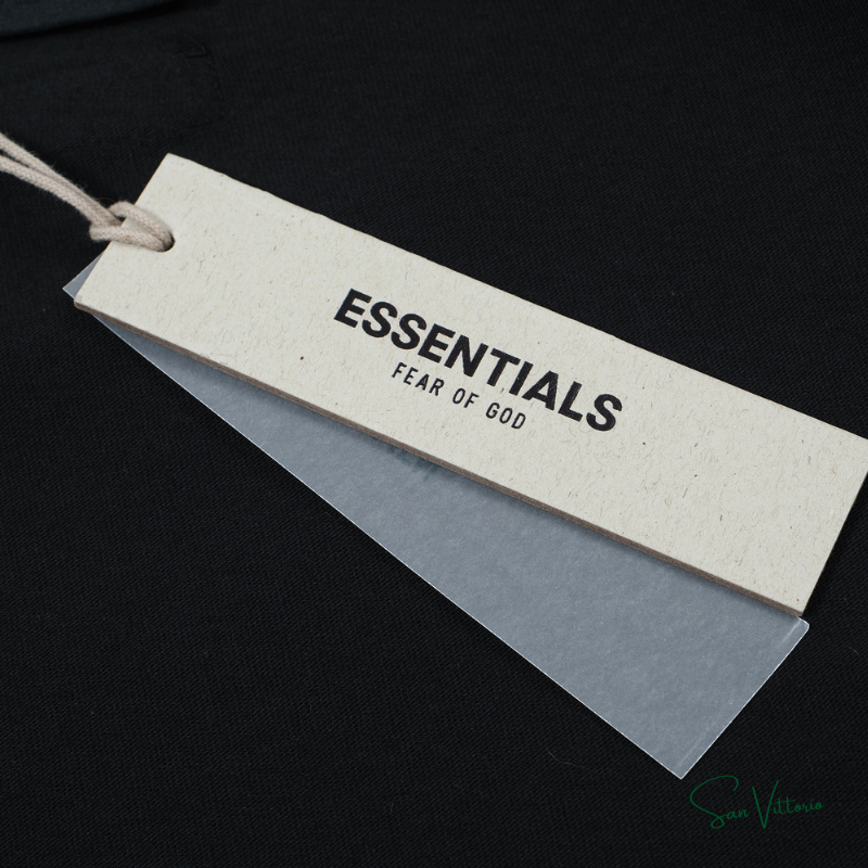 Camiseta "Jet Black" Fear of God Essentials