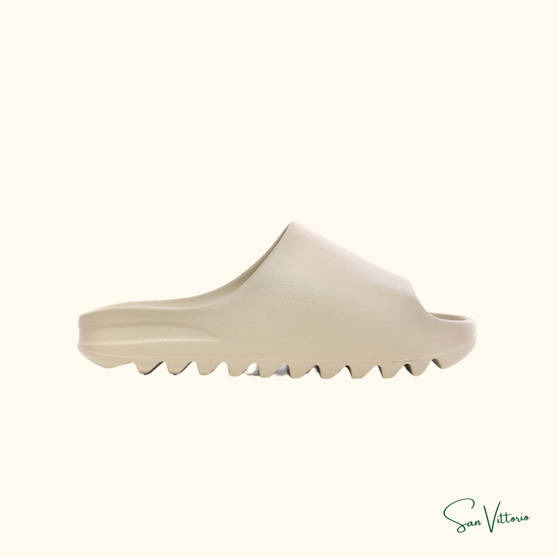 Sandália Yeezy Slide "Bone"