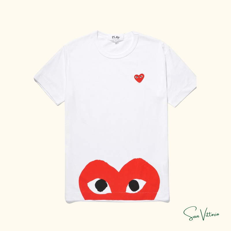 Camiseta "Play Bottom Heart Tee" CDG