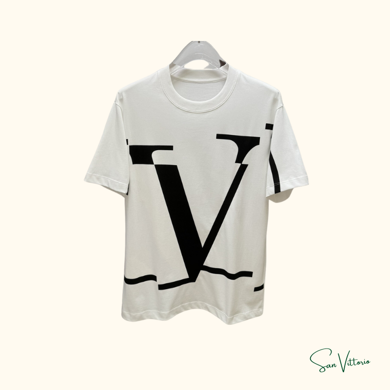 Camiseta Valentino com Logotipo V Irregular