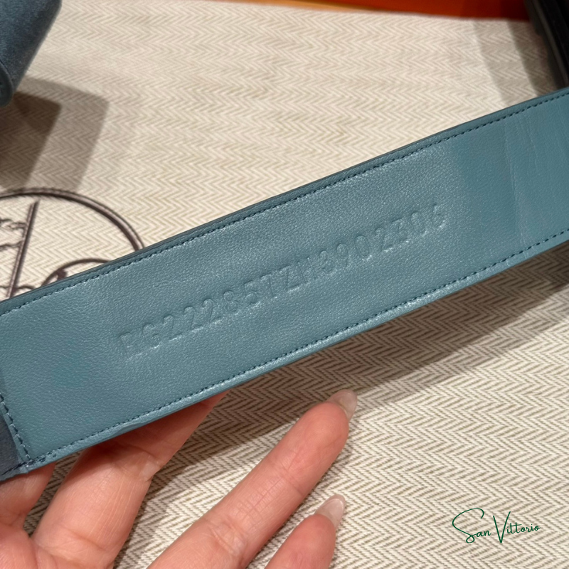 Sandália "Chypre" Hermès