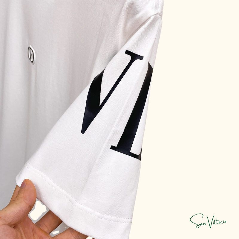 Camiseta "V" Valentino