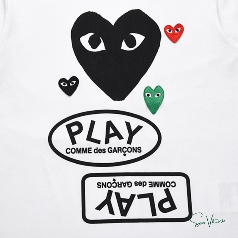 CDG Play Camiseta Com Estampa Gráfica