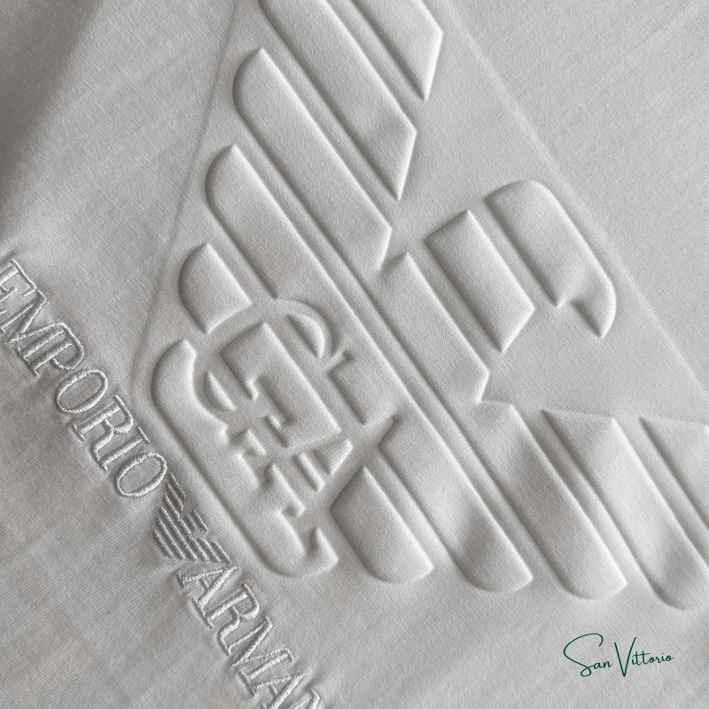 Camiseta "Relevo" Emporio Armani