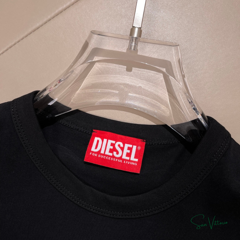 Camiseta "Back to Work" Diesel