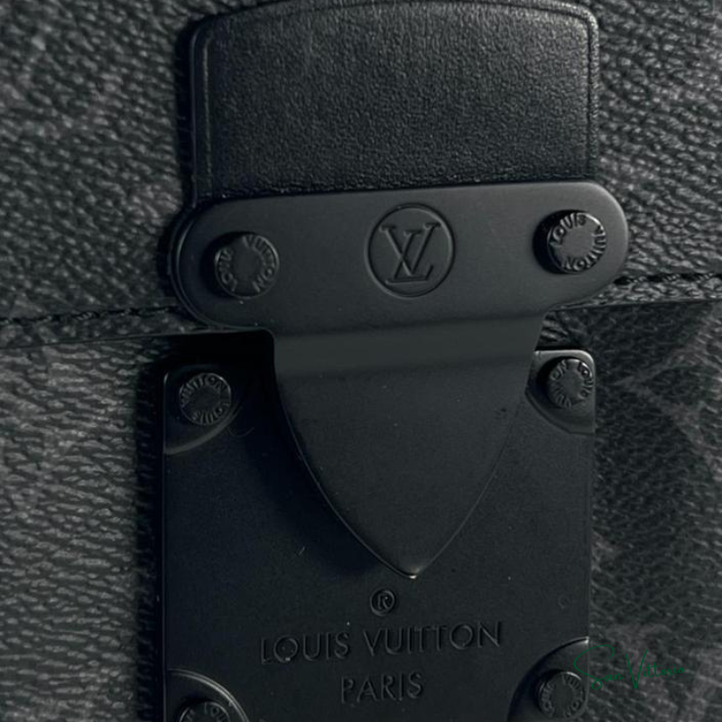Carteira  S-Lock Vertical Wearable Monogram Eclipse Louis Vuitton
