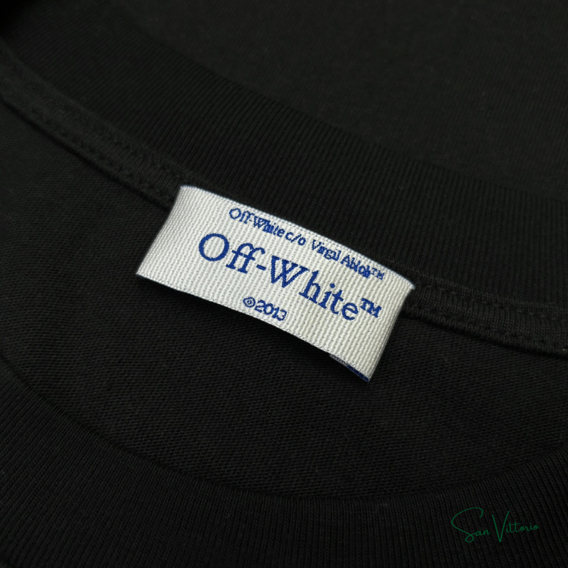 Camiseta "Arrows "23" Oversized Tee"  Off-White
