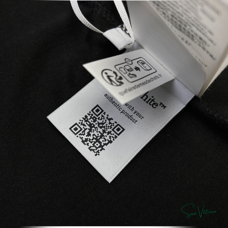 Camiseta "Arrows "23" Oversized Tee"  Off-White