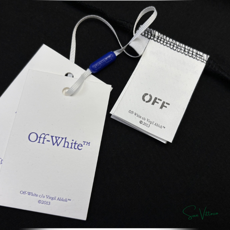Camiseta "Arrows "23" Oversized Tee"  Off-White