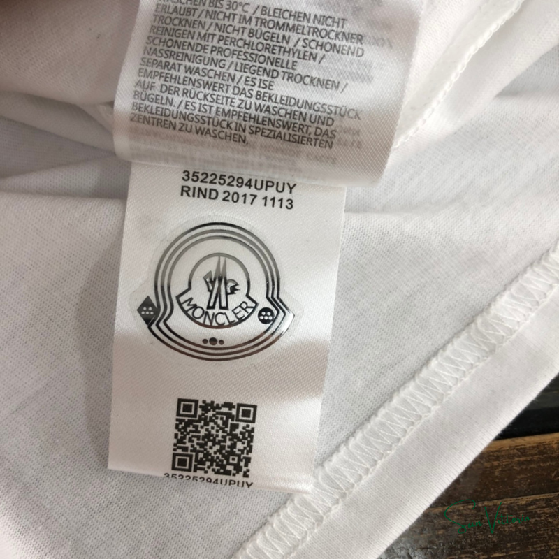 Camiseta "Com Logo Flocado" Moncler