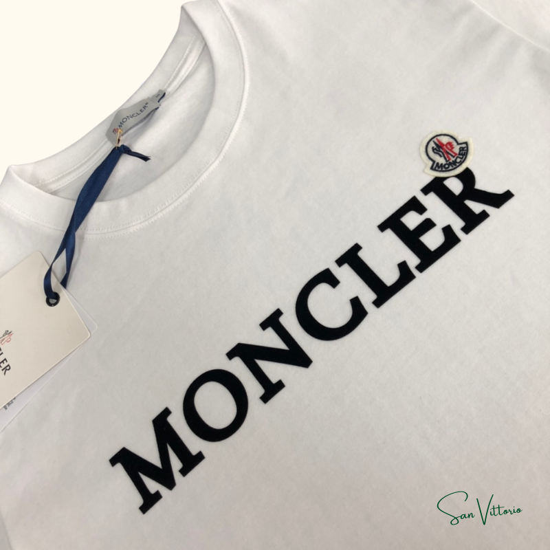 Camiseta "Com Logo Flocado" Moncler