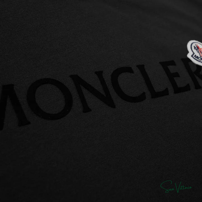 Camiseta "Com Logo Flocado" Moncler